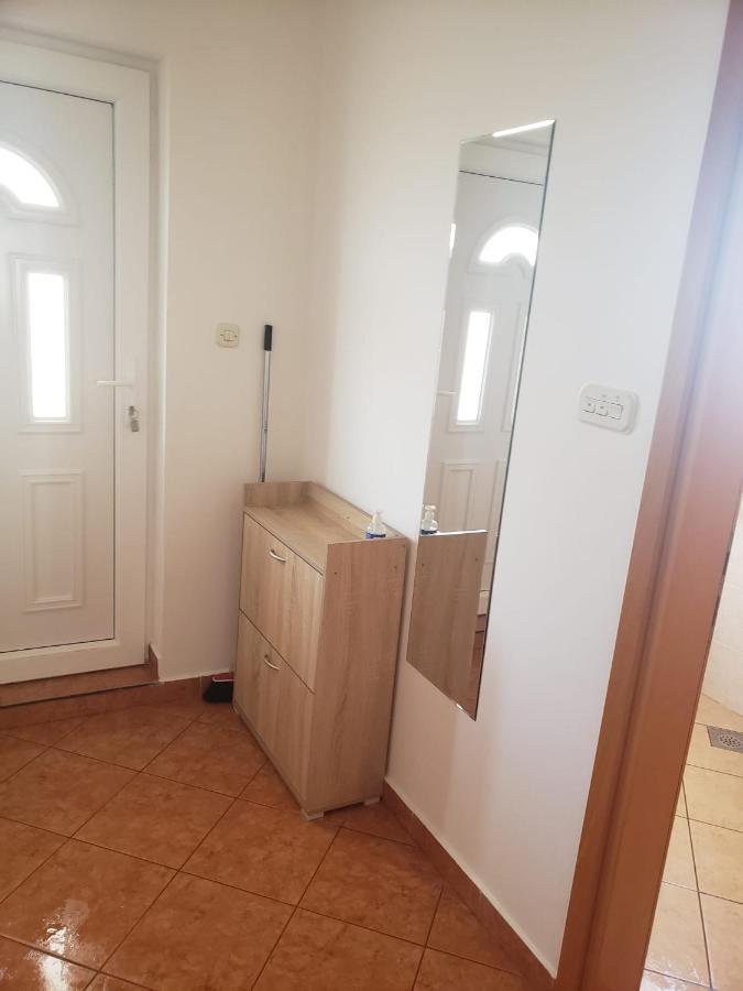 Apartmani Ciklic Dobropoljana Exterior photo