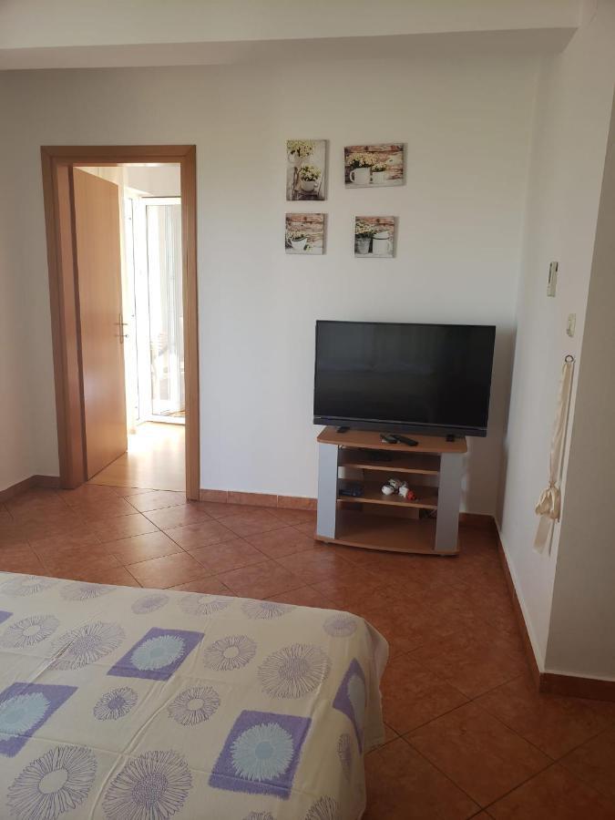 Apartmani Ciklic Dobropoljana Exterior photo