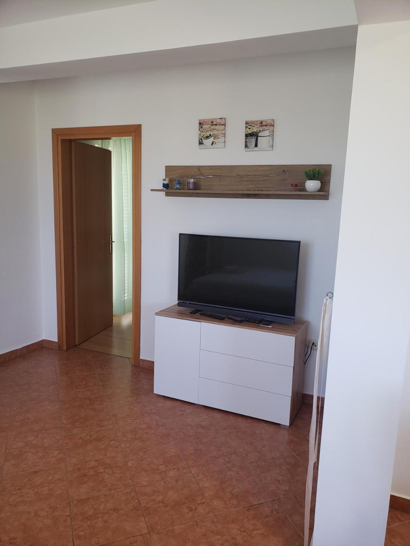 Apartmani Ciklic Dobropoljana Exterior photo