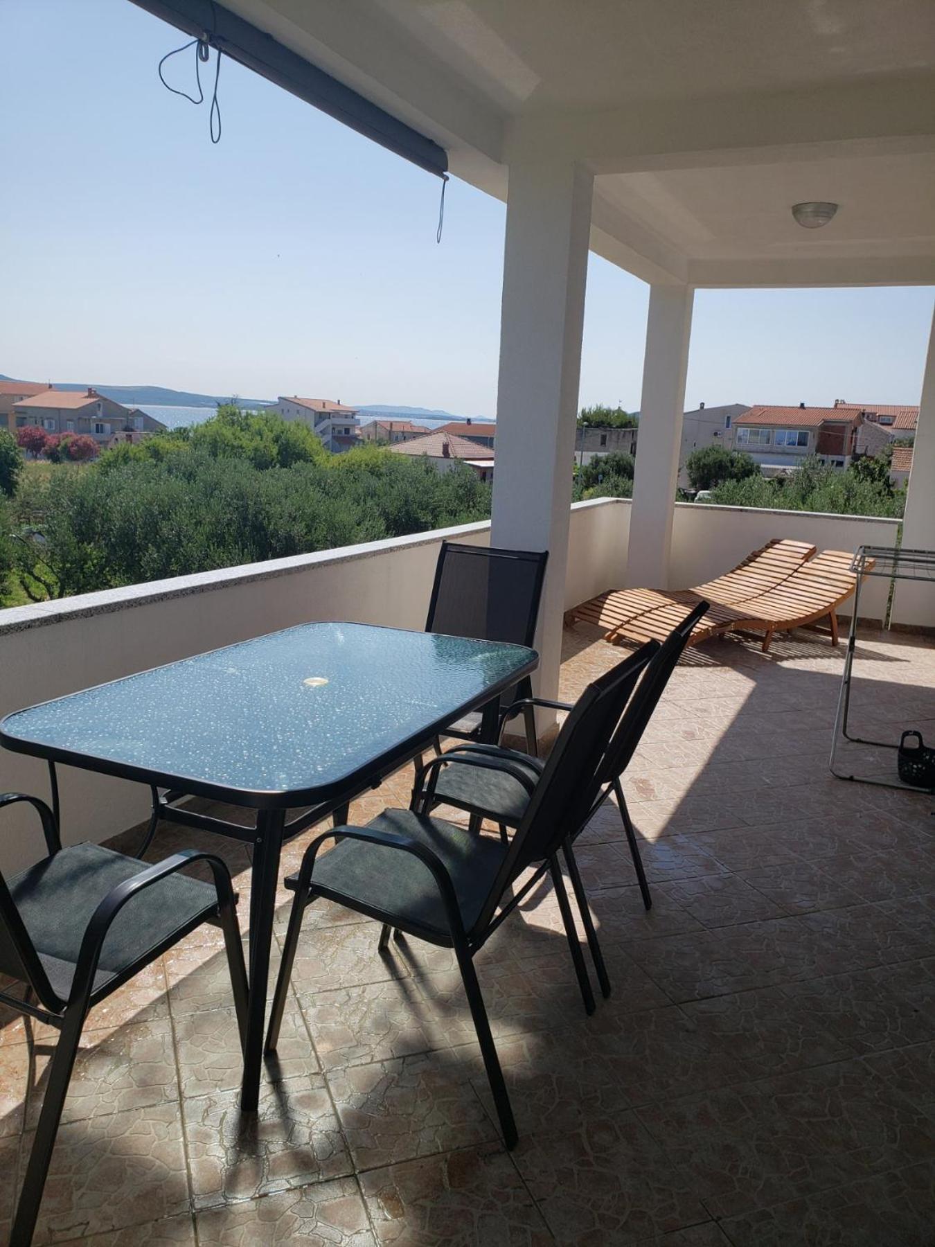 Apartmani Ciklic Dobropoljana Exterior photo